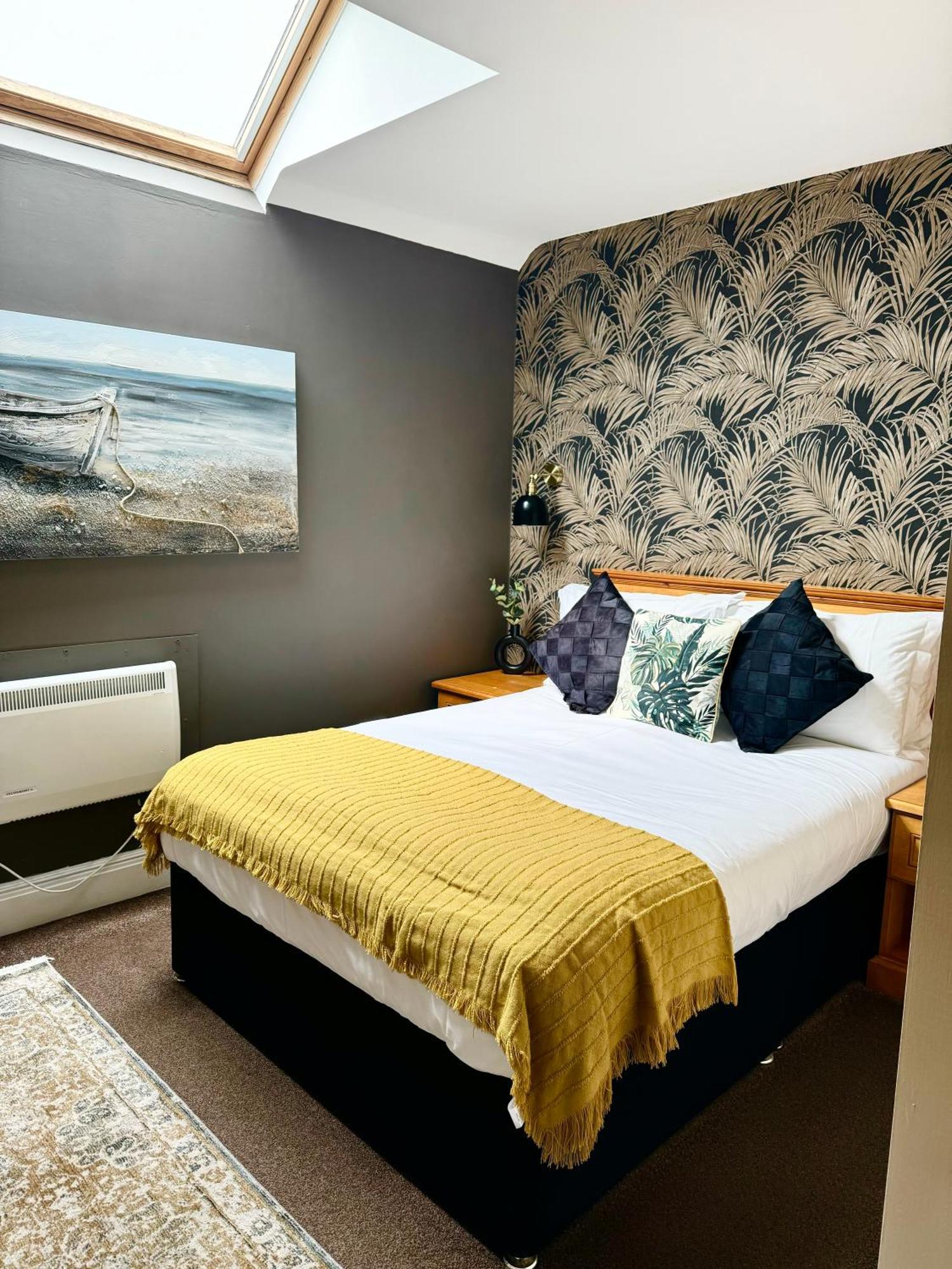 The White House Inn - Whitby Ngoại thất bức ảnh