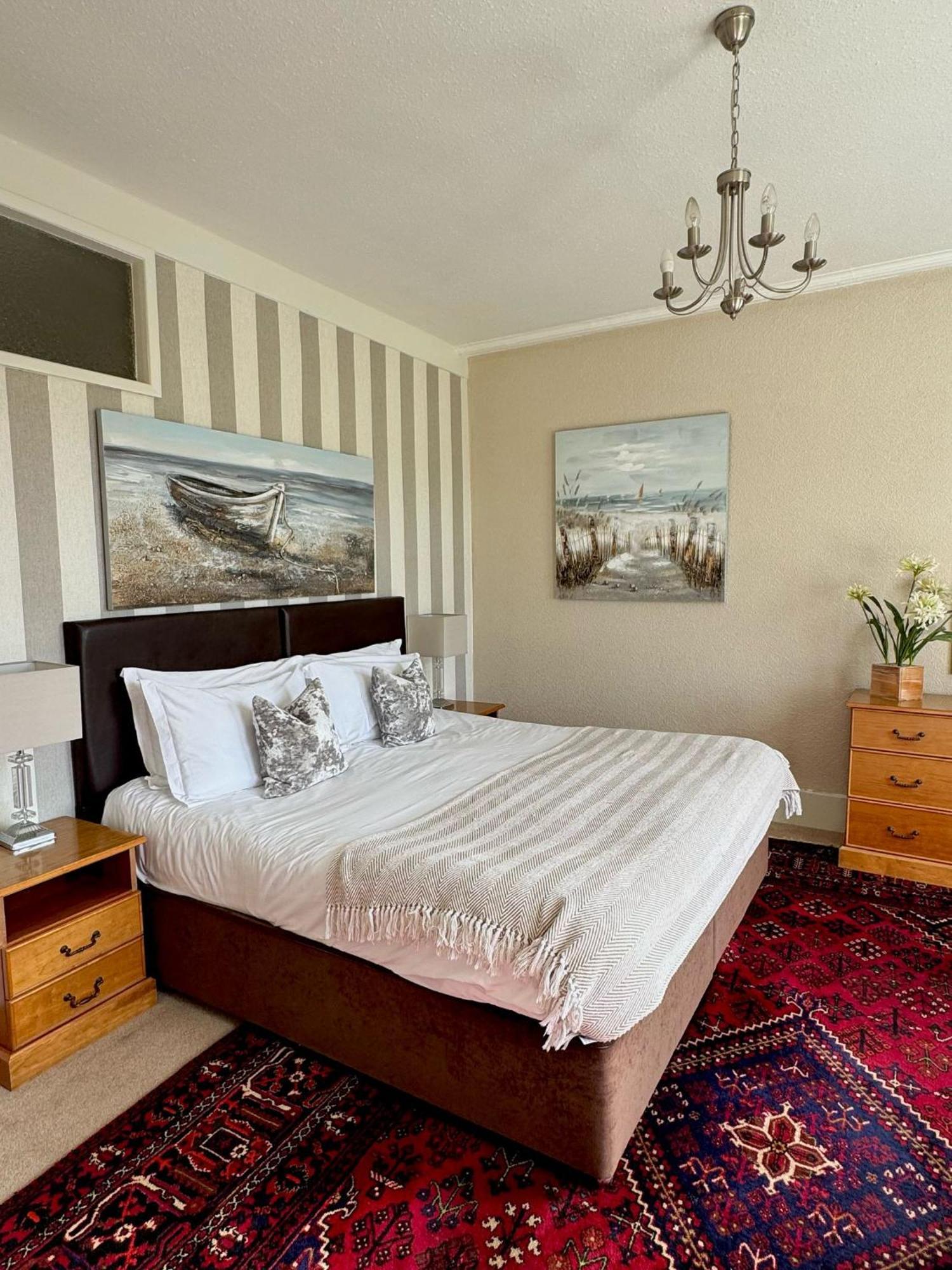 The White House Inn - Whitby Ngoại thất bức ảnh