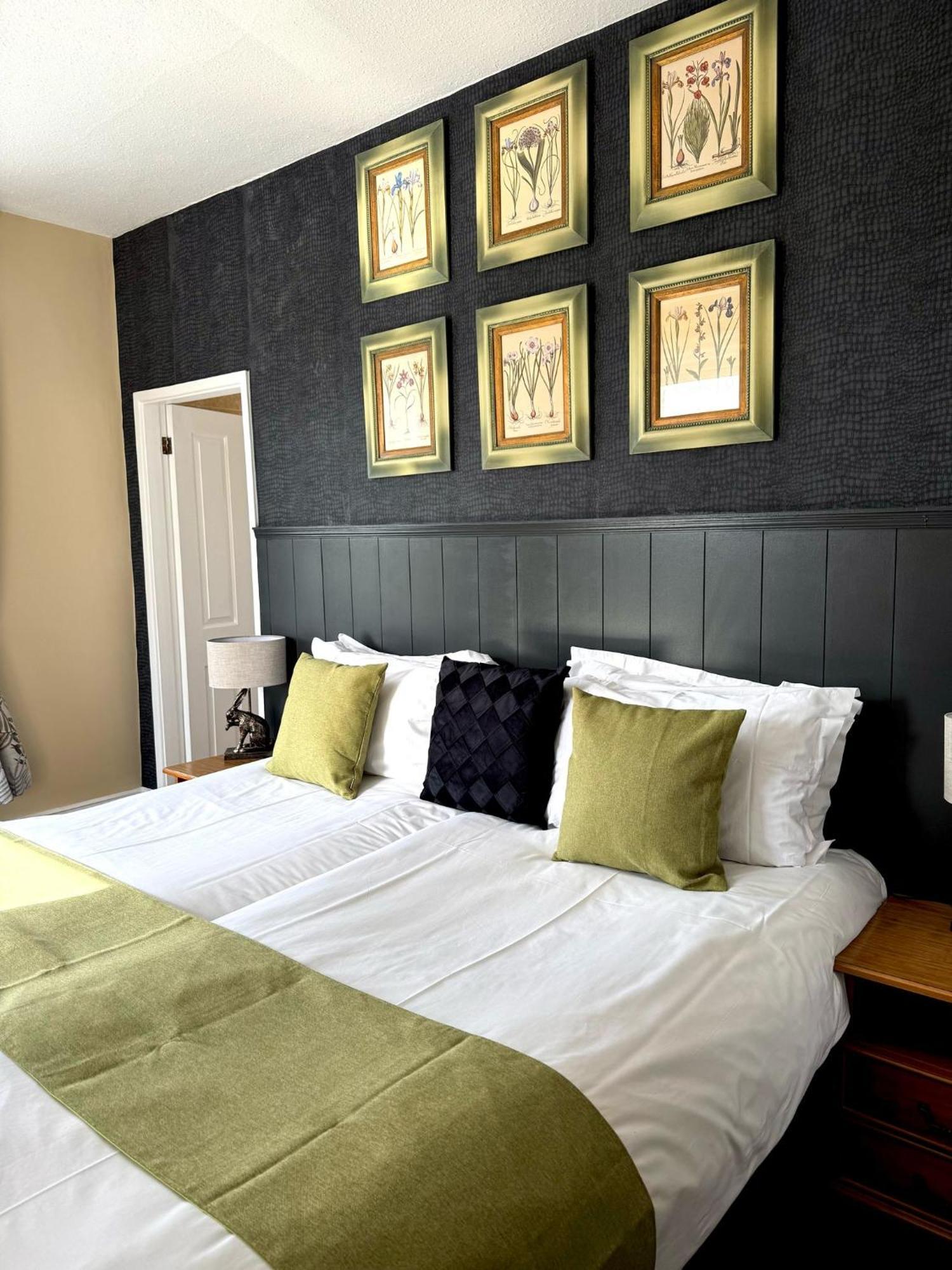 The White House Inn - Whitby Ngoại thất bức ảnh