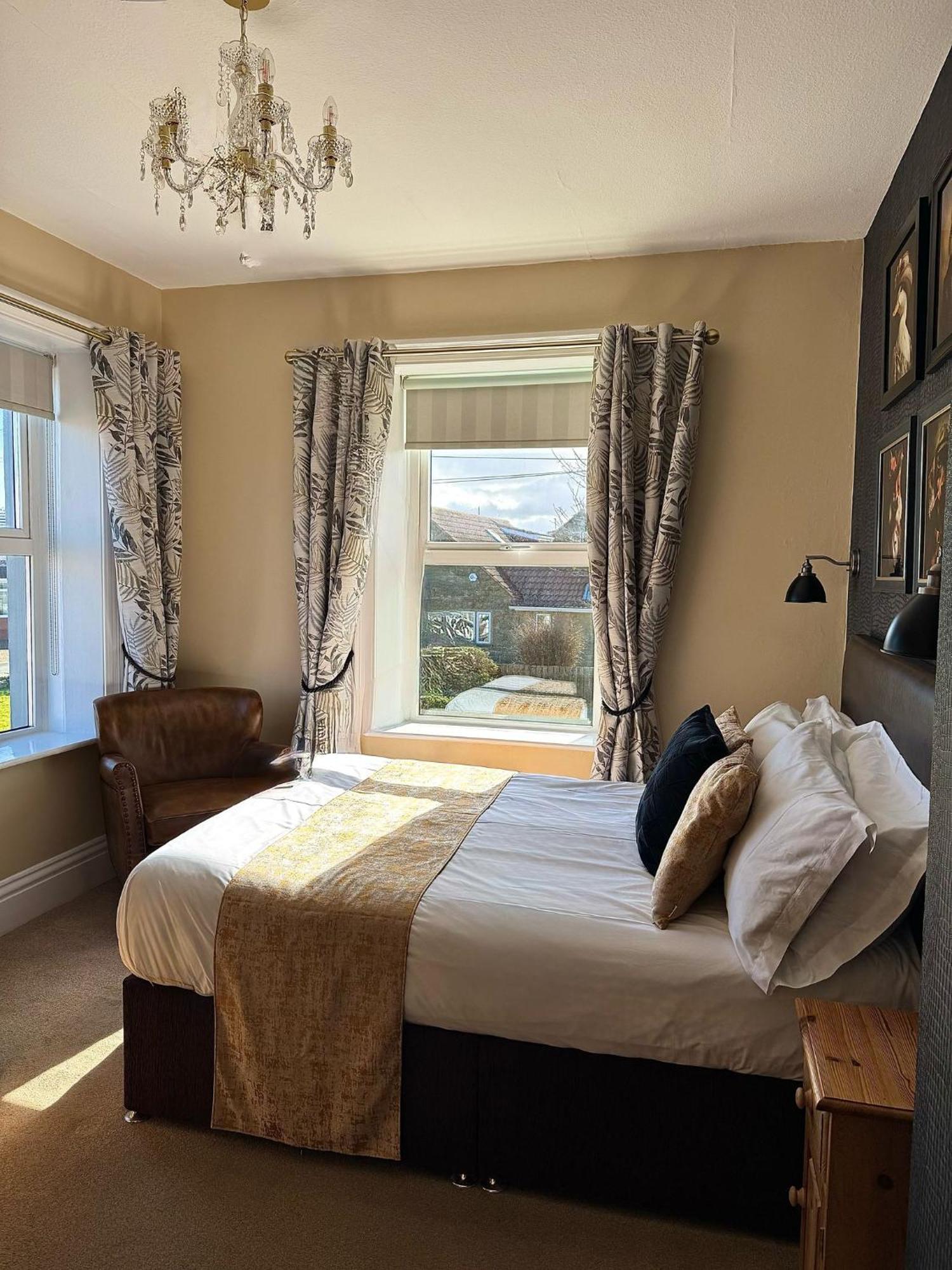 The White House Inn - Whitby Ngoại thất bức ảnh