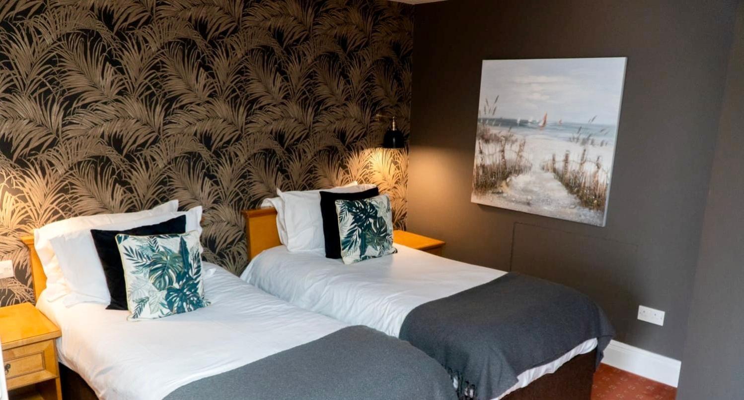 The White House Inn - Whitby Ngoại thất bức ảnh